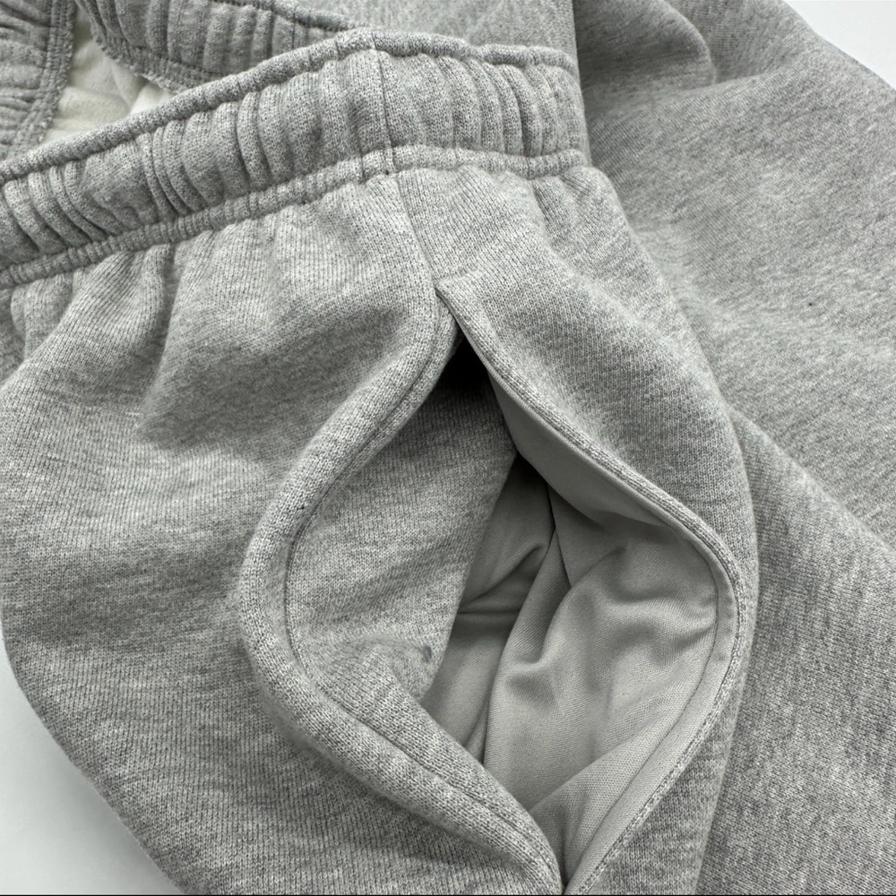 NWT KBB Women's Gray Sweatpants “The Dwayne” sweats. Size L. Oversized, soft! - Picture 5 of 8